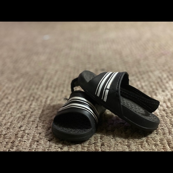 Toddler shoes 6c and 7c !! All must go!! - Picture 7 of 8